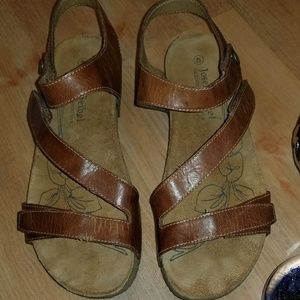 Josef Seibel Slides